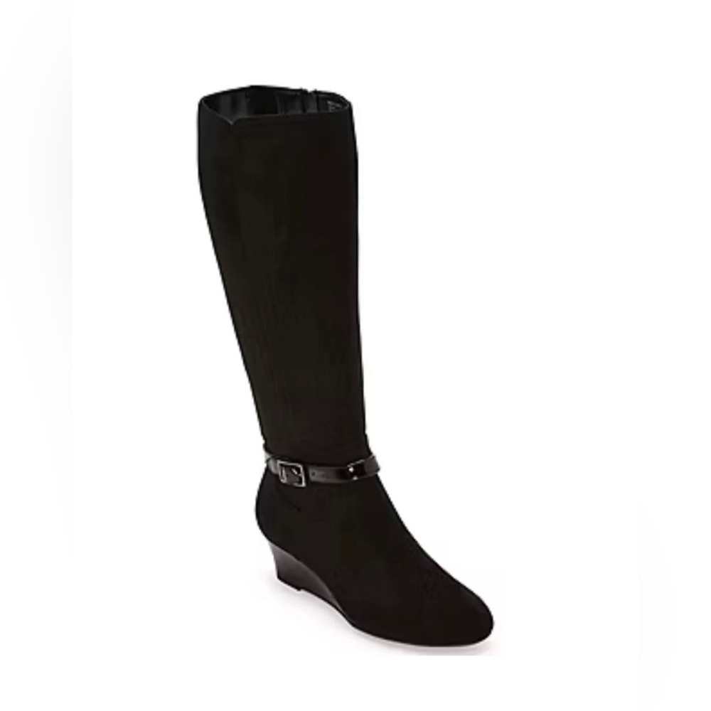Wedge Heeled Black Boots Sz 6.5 NWT Comfy Stylish Warm Trend MSRP$95 Quick Ship